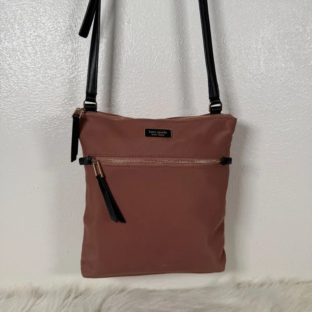 Kate Spade Flat Crossbody Dawn Sparrow Pink W Leather Strap Nylon Everyday Bag
